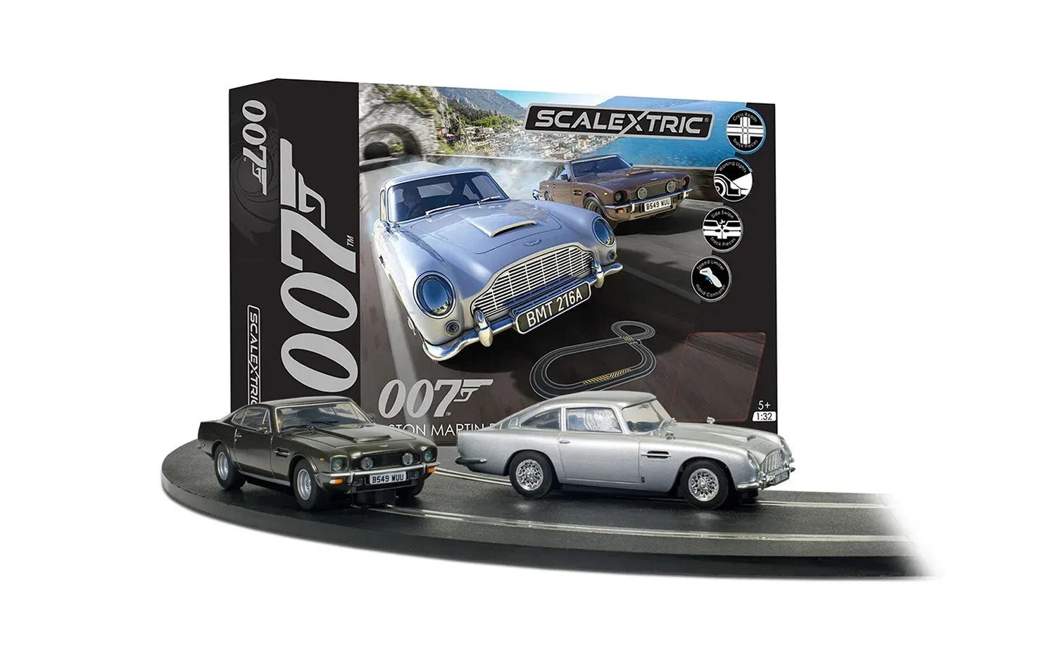 Scalextric James Bond 007 Aston Martin 1/32 Slot Car Track Set